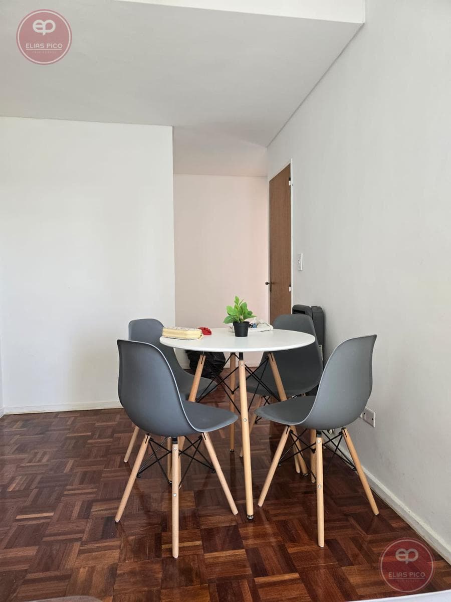 Apartment in Coghlan