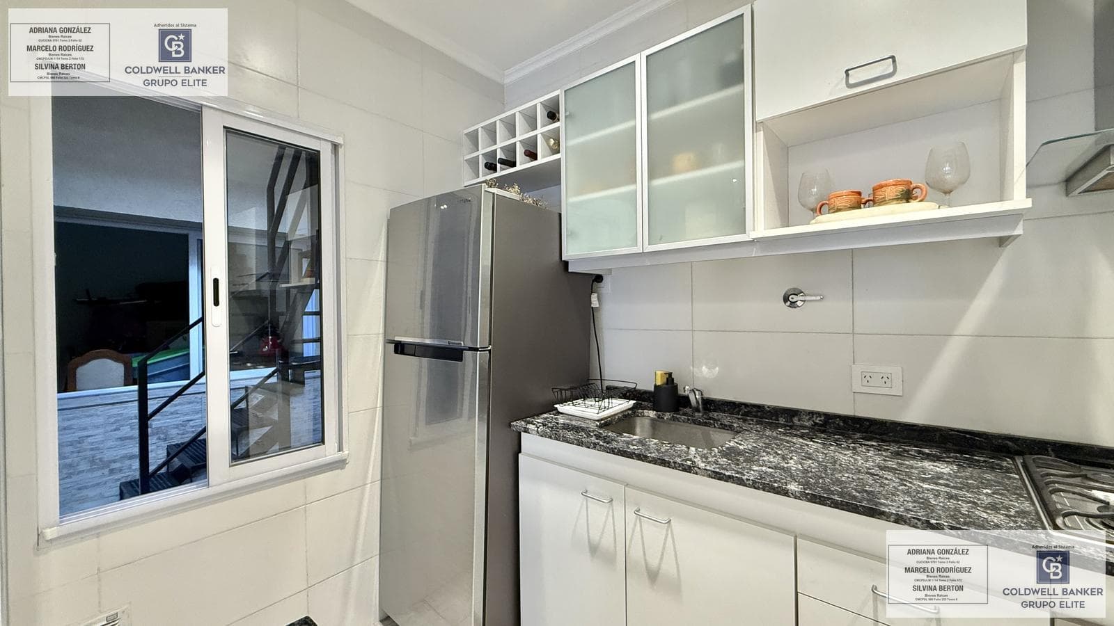 3-Bedroom House for Sale with Terrace and Barbecue Area in Ciudadela