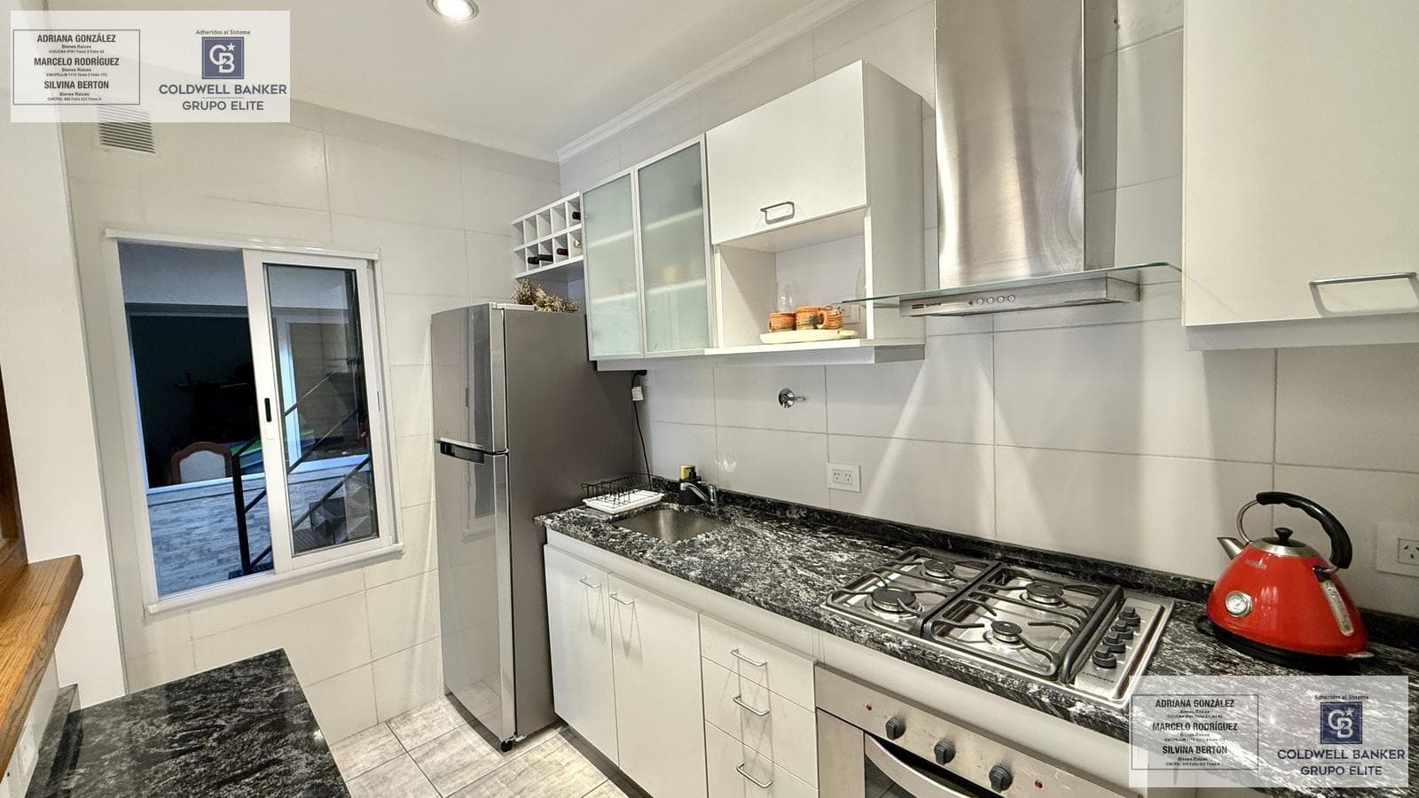 3-Bedroom House for Sale with Terrace and Barbecue Area in Ciudadela