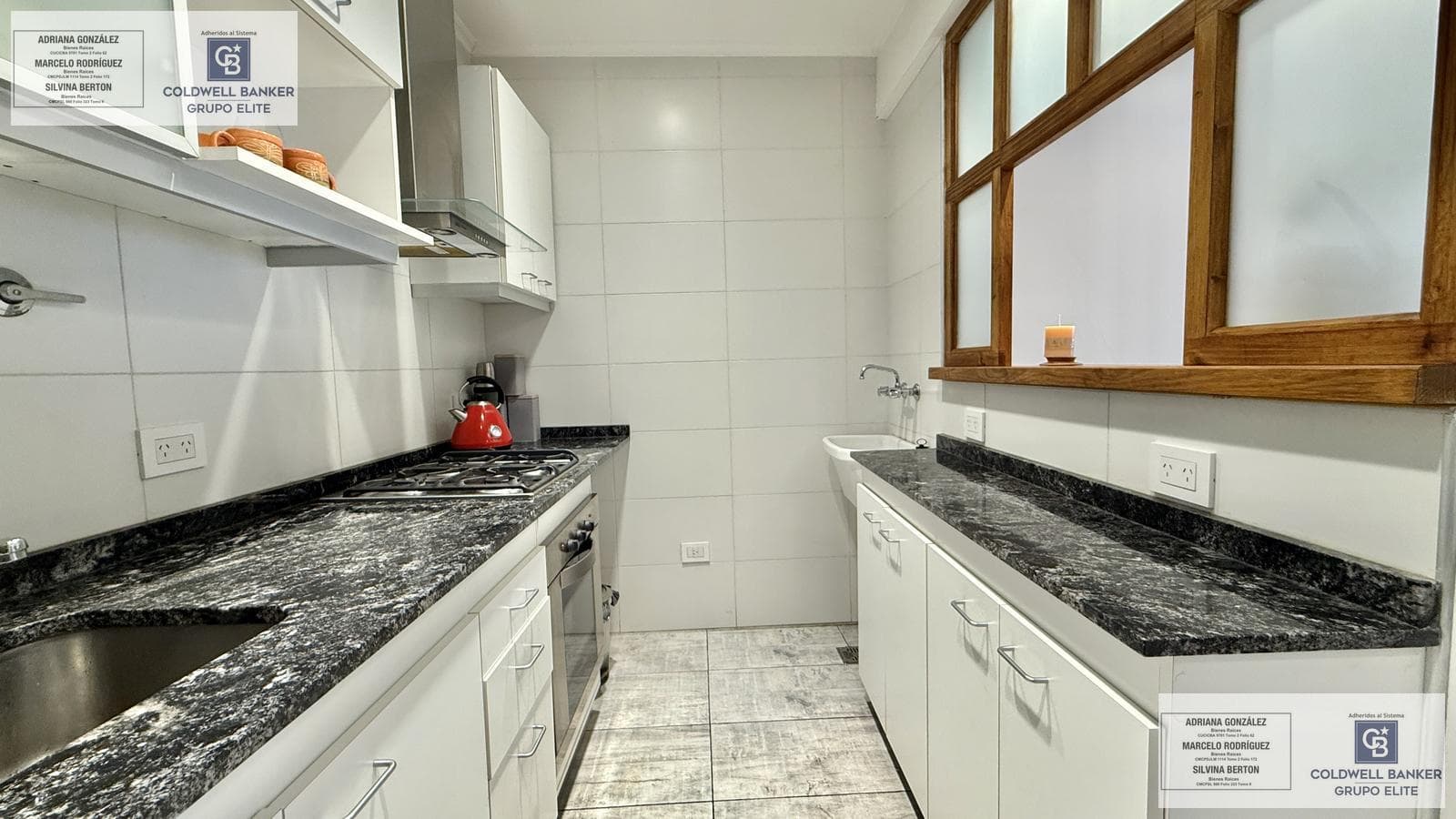 3-Bedroom House for Sale with Terrace and Barbecue Area in Ciudadela