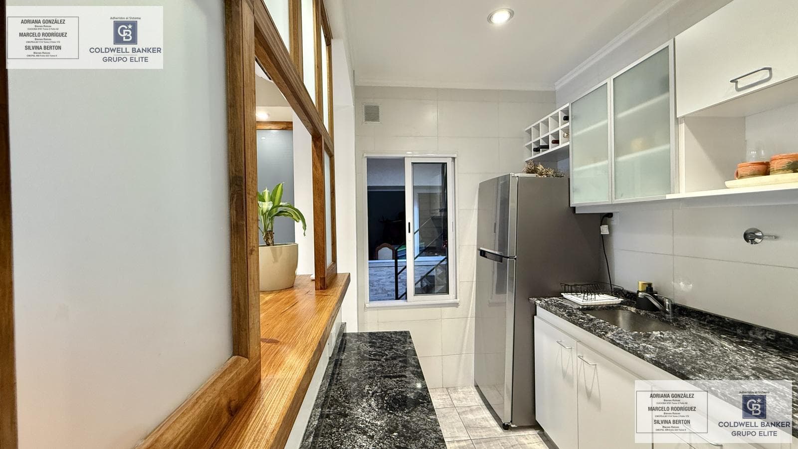 3-Bedroom House for Sale with Terrace and Barbecue Area in Ciudadela