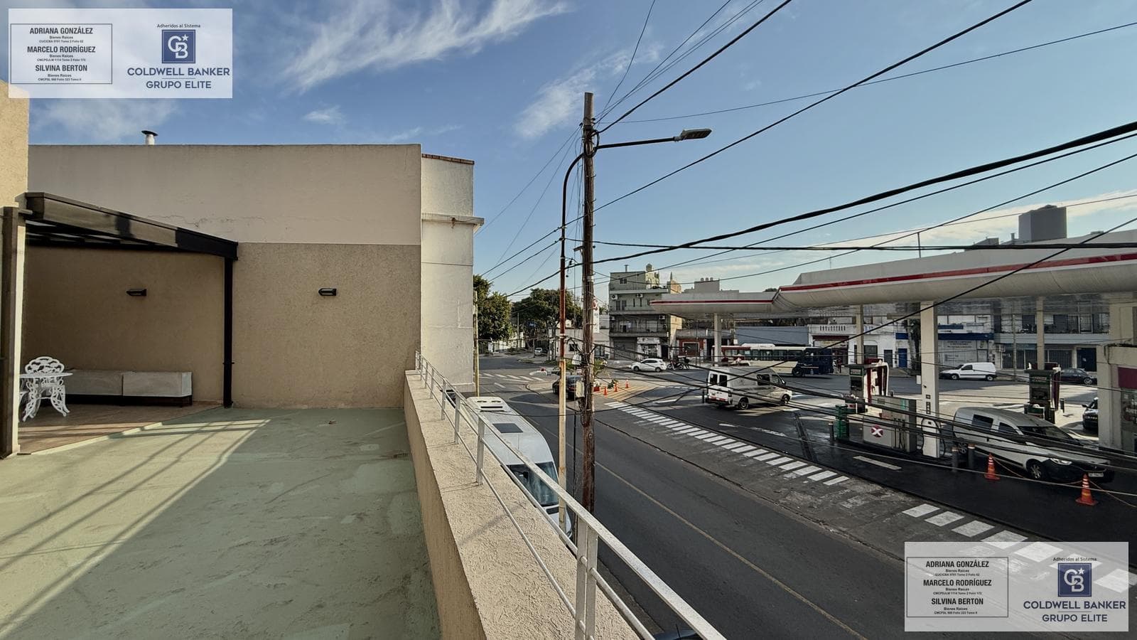 3-Bedroom House for Sale with Terrace and Barbecue Area in Ciudadela