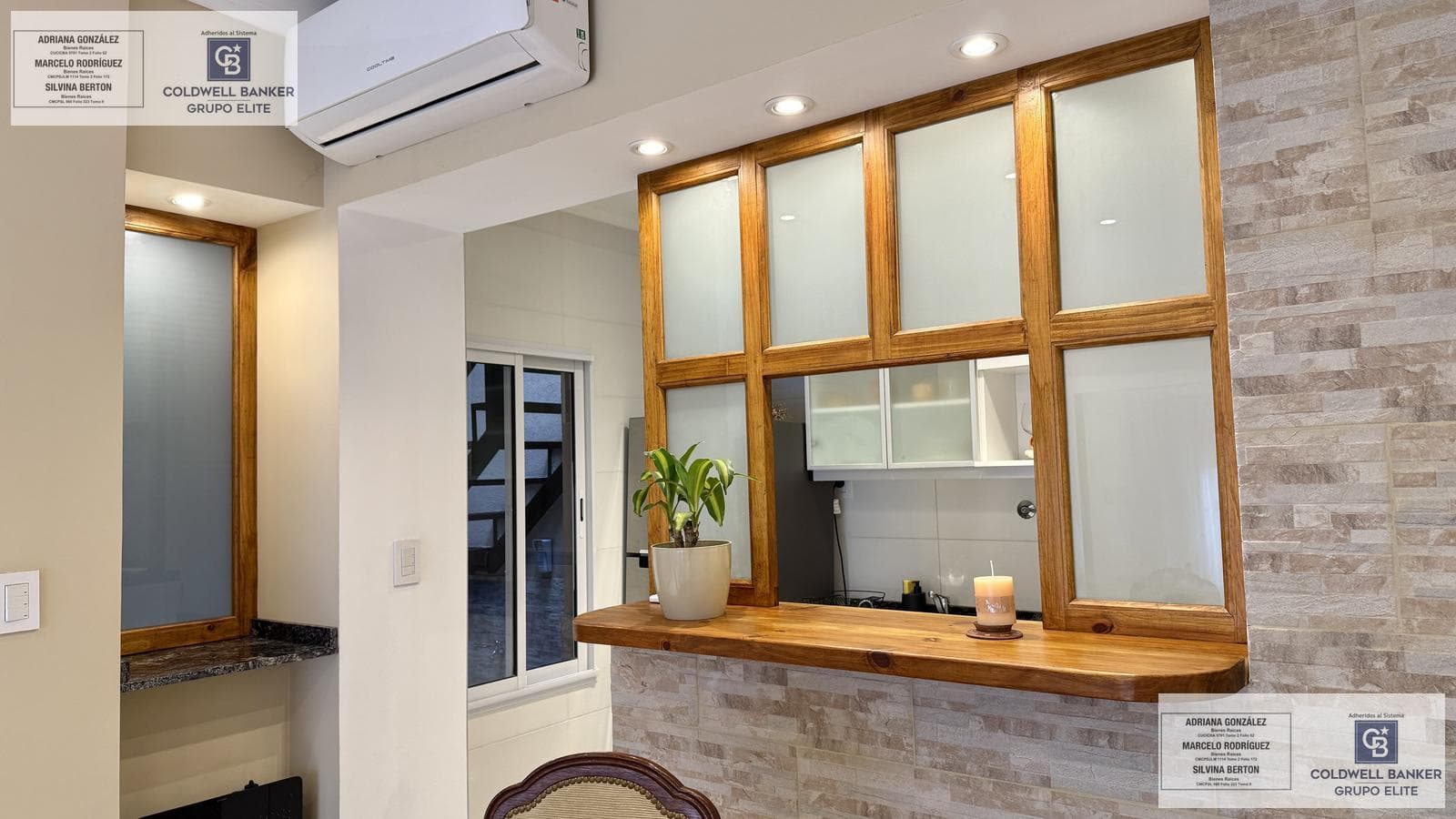 3-Bedroom House for Sale with Terrace and Barbecue Area in Ciudadela