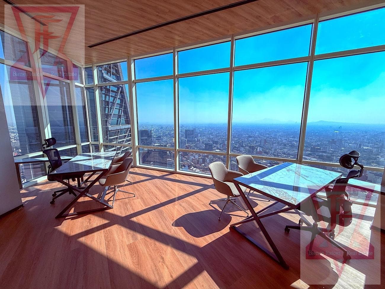 Office for Rent on Paseo de la Reforma in Mexico City - Furnished, Accommodates Up to 7 People!