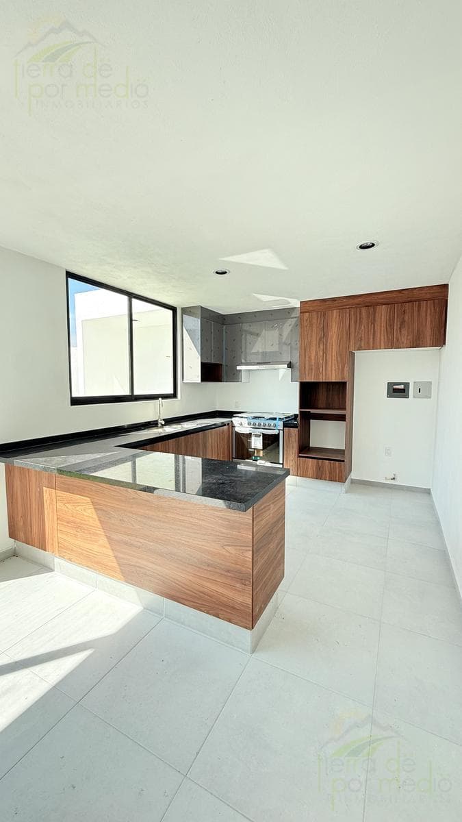 House with a 4th Bedroom on the Ground Floor in Juriquilla, Querétaro (Delivery: November 2026)