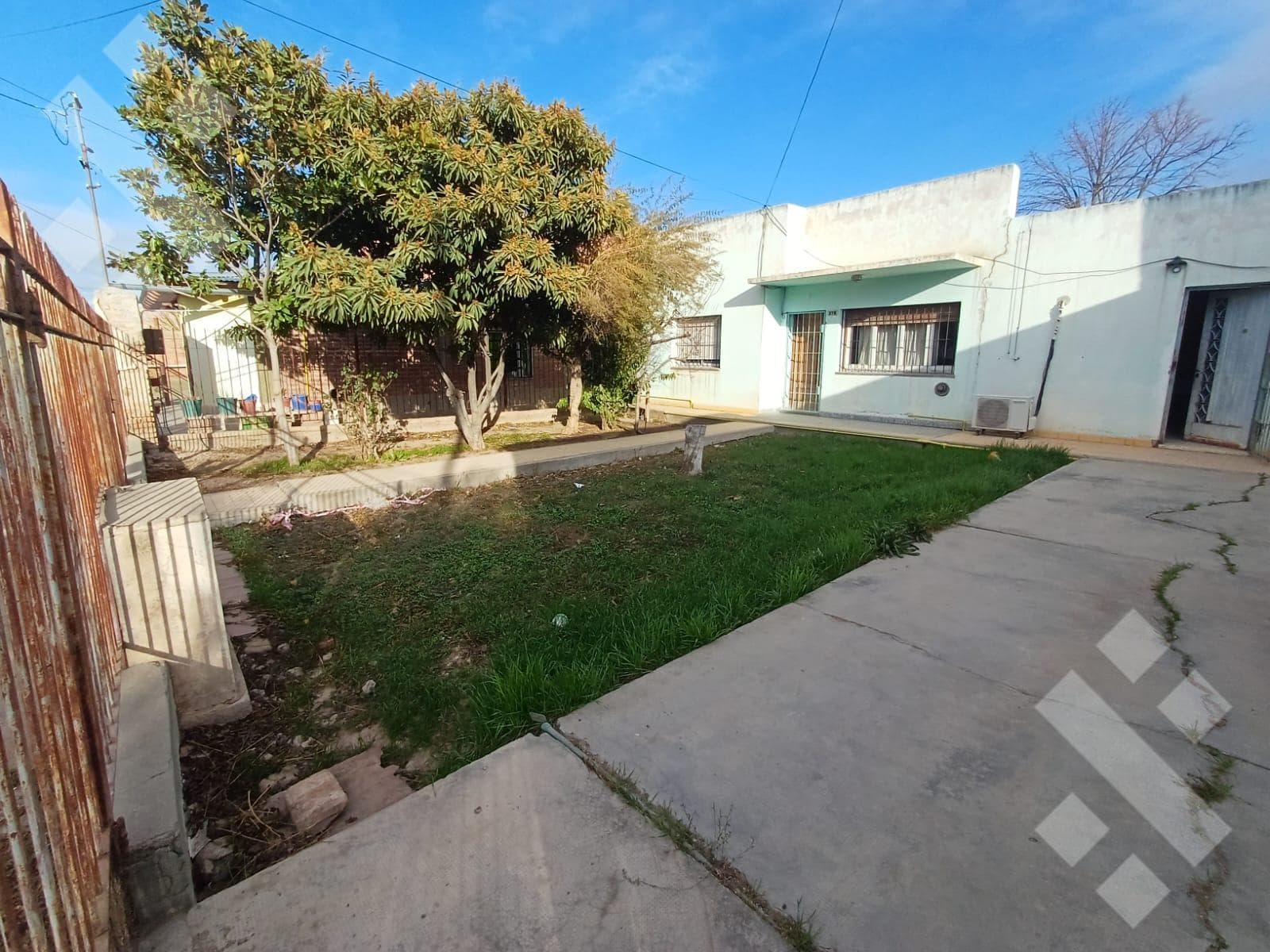 3-BEDROOM HOUSE FOR SALE IN ALLEN—FOR RESIDENCE, EXPANSION, OR INVESTMENT