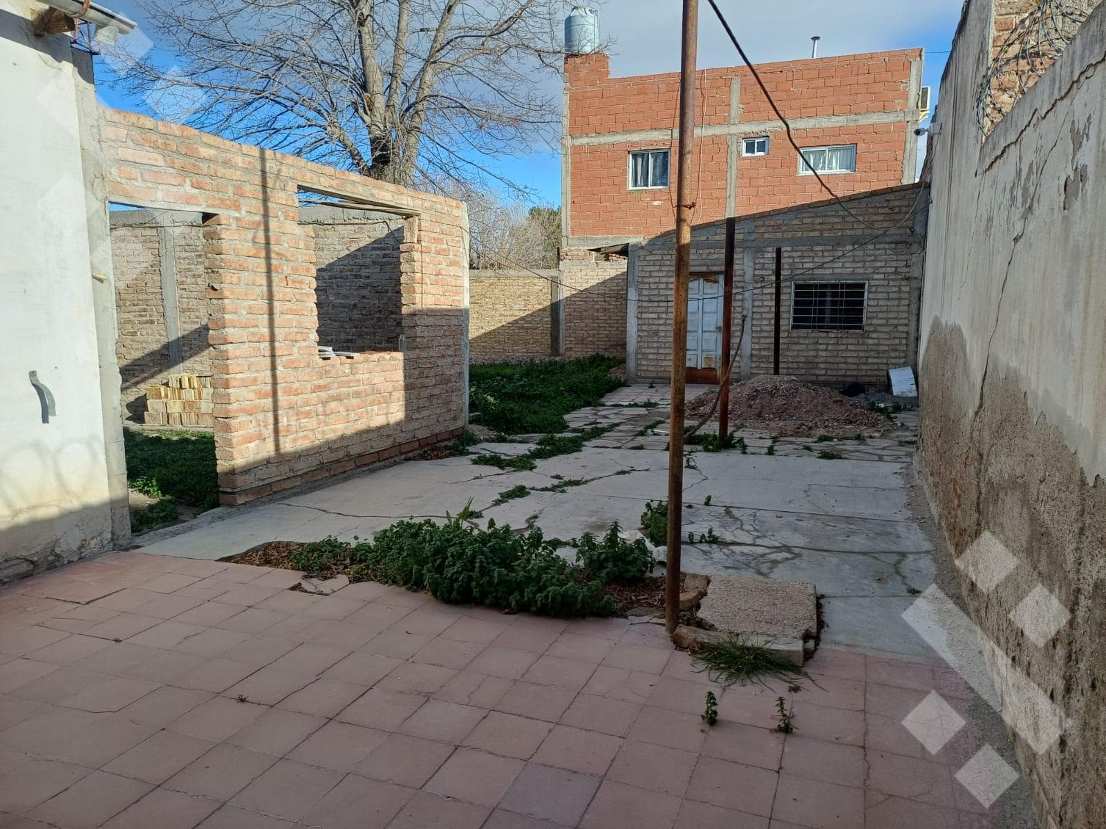 3-BEDROOM HOUSE FOR SALE IN ALLEN—FOR RESIDENCE, EXPANSION, OR INVESTMENT