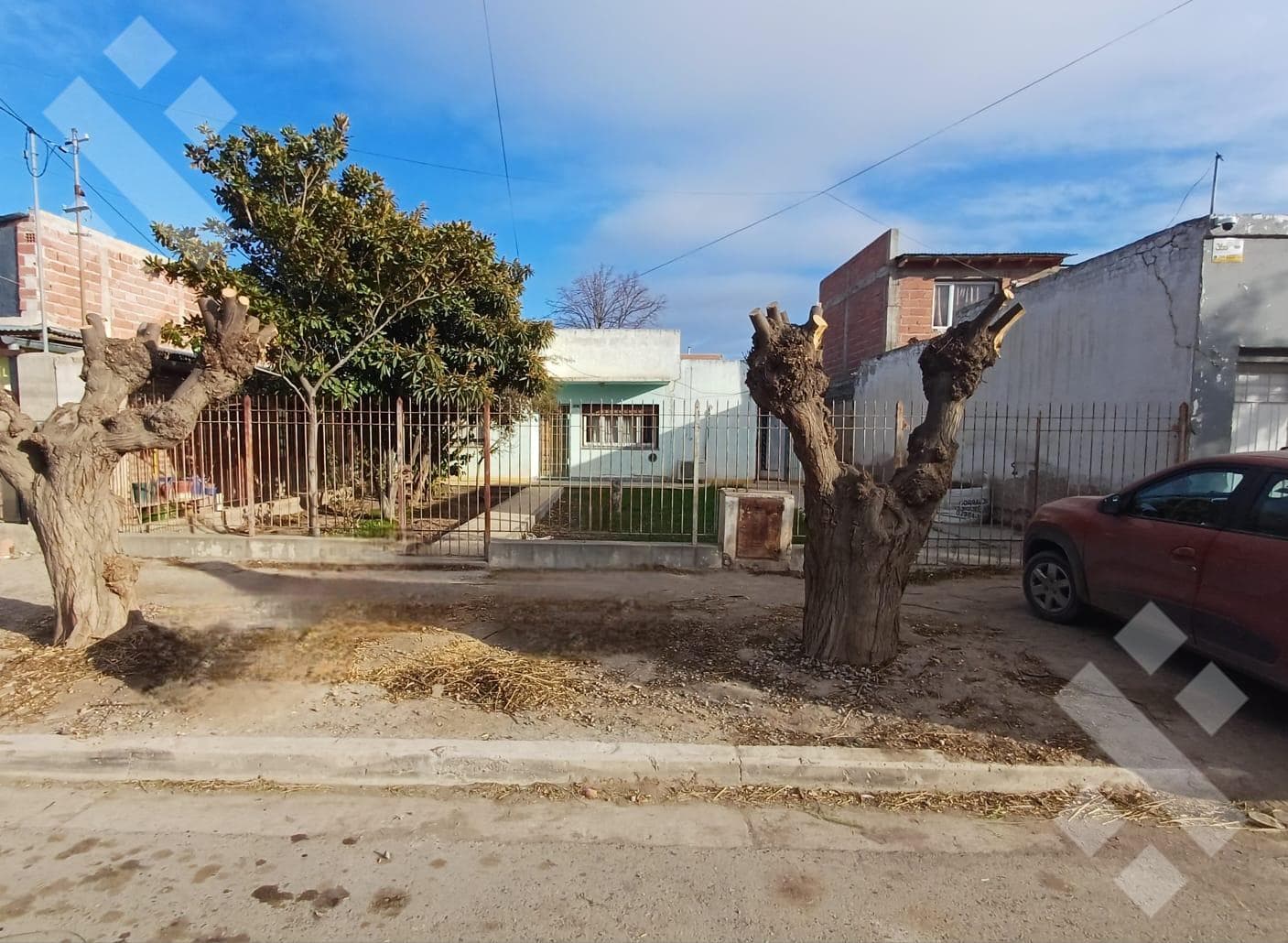 3-BEDROOM HOUSE FOR SALE IN ALLEN—FOR RESIDENCE, EXPANSION, OR INVESTMENT