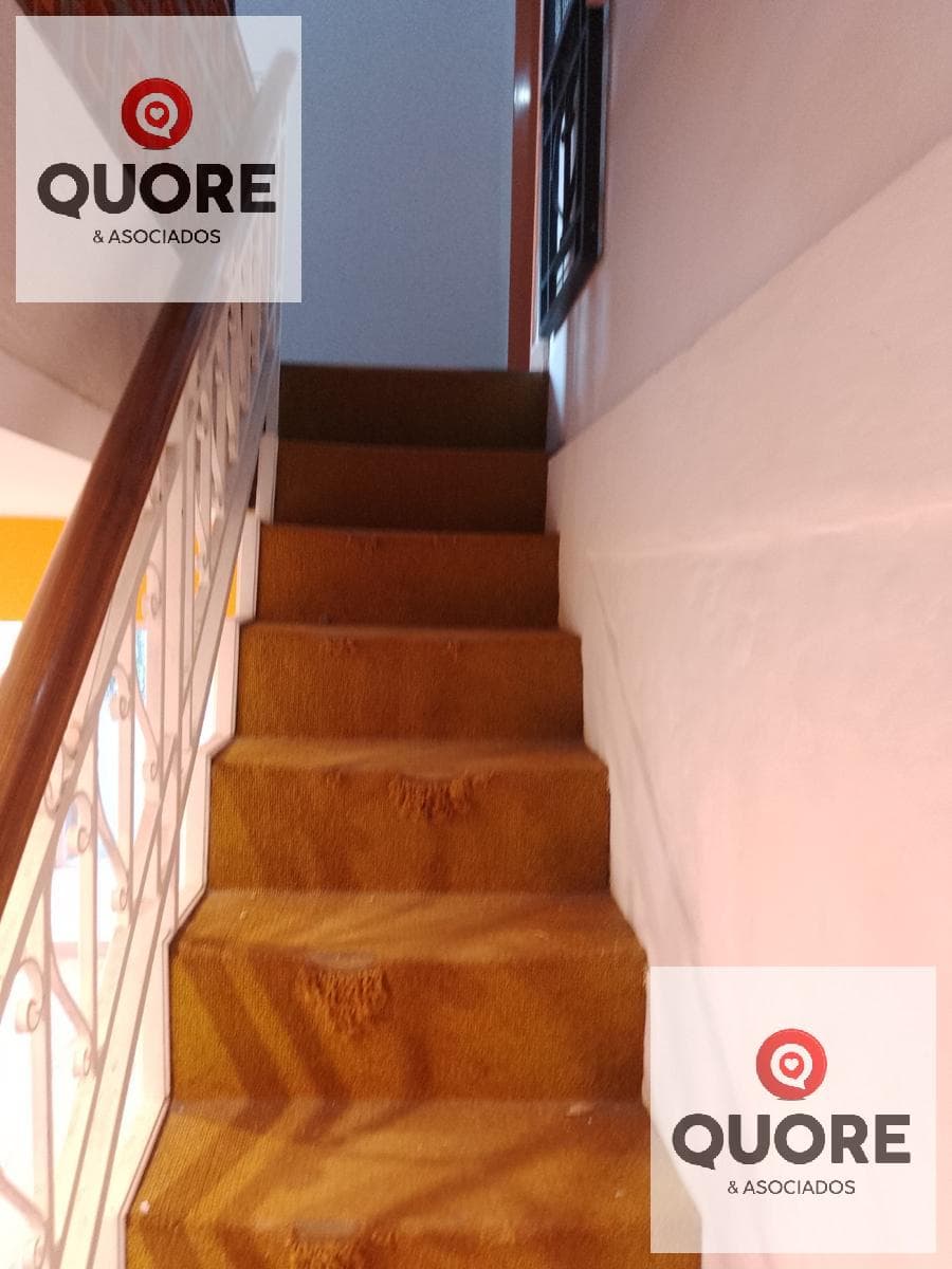 5-Bedroom House for Rent with a Spacious Patio—PLOTTIER, NEUQUEN