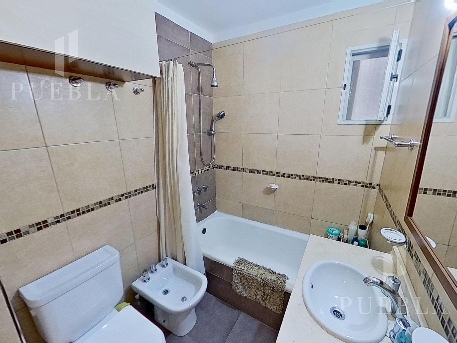 IMPECCABLE 3-ROOM APARTMENT, READY TO MOVE IN – ALMAGRO.
