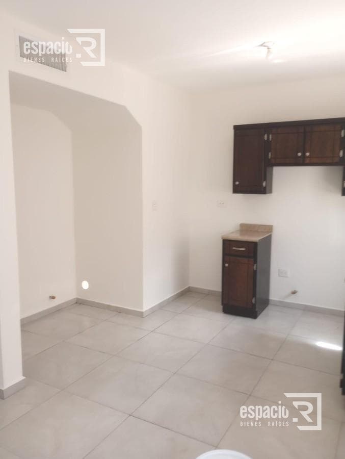 HOUSE FOR SALE IN THE LAS VIÑAS RESIDENTIAL SUBDIVISION