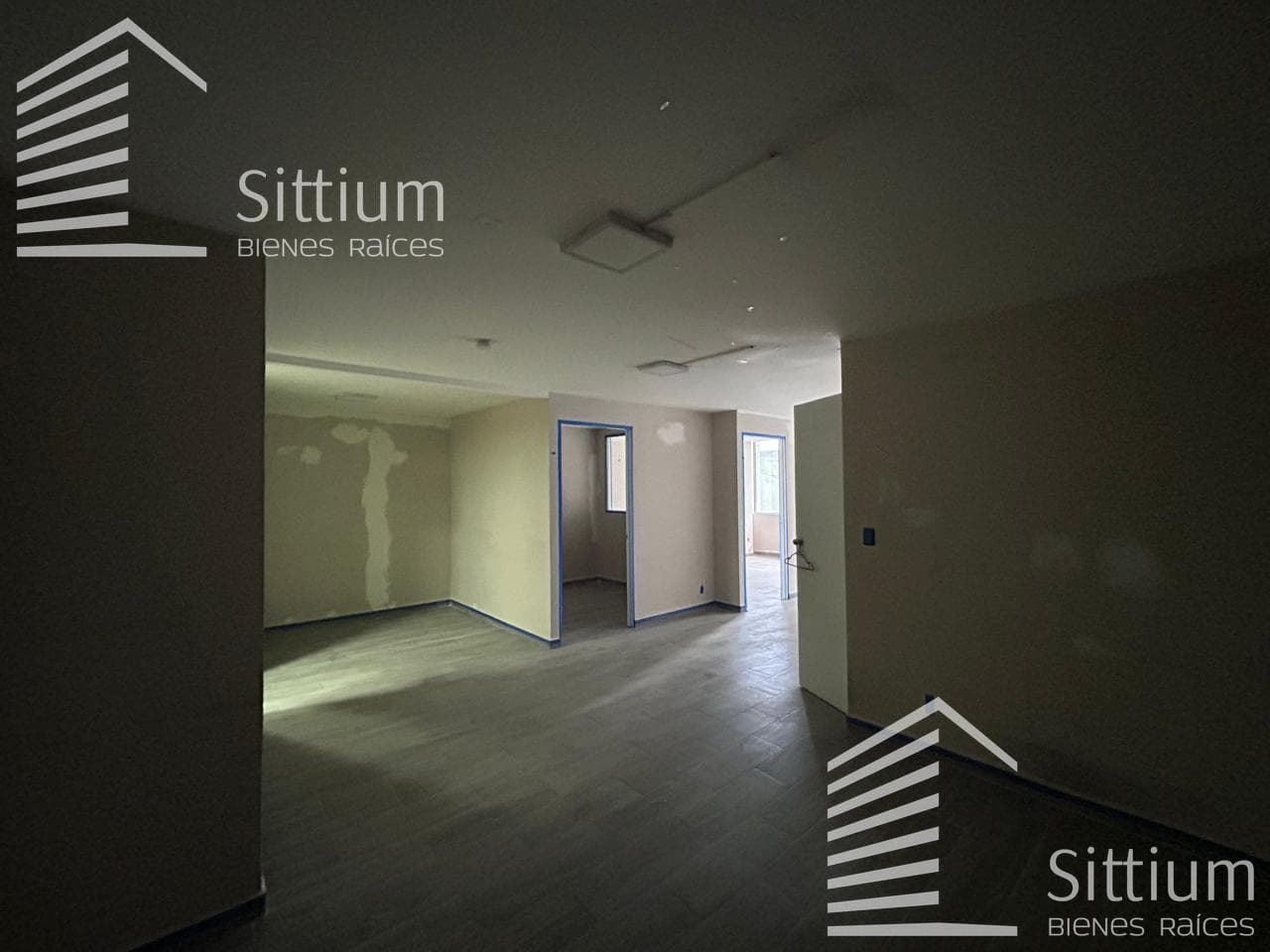 Office for Rent - Anzures - 56 m2 - 4th Floor