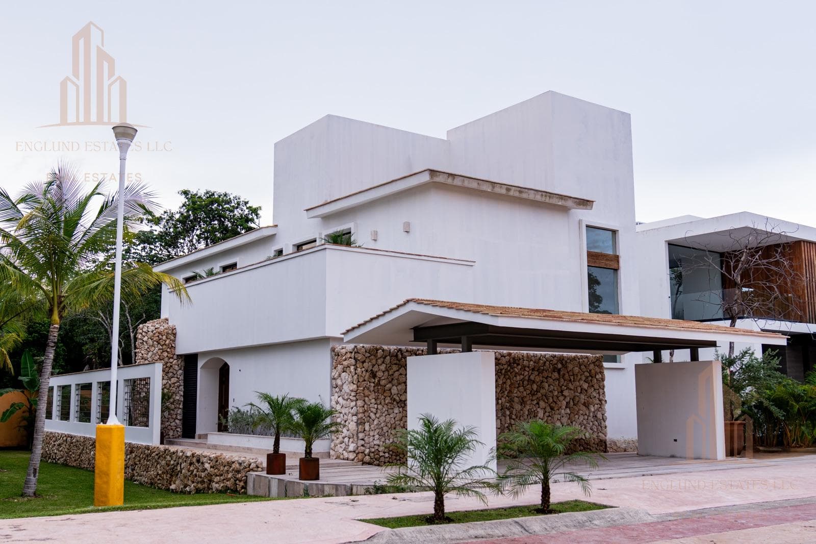 Home - Lagos del Sol