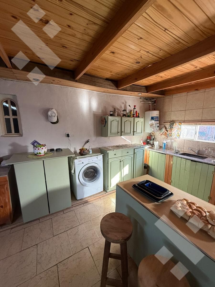 3-BEDROOM HOUSE FOR SALE - NUEVA FERRI NEIGHBORHOOD - CIPOLLETTI