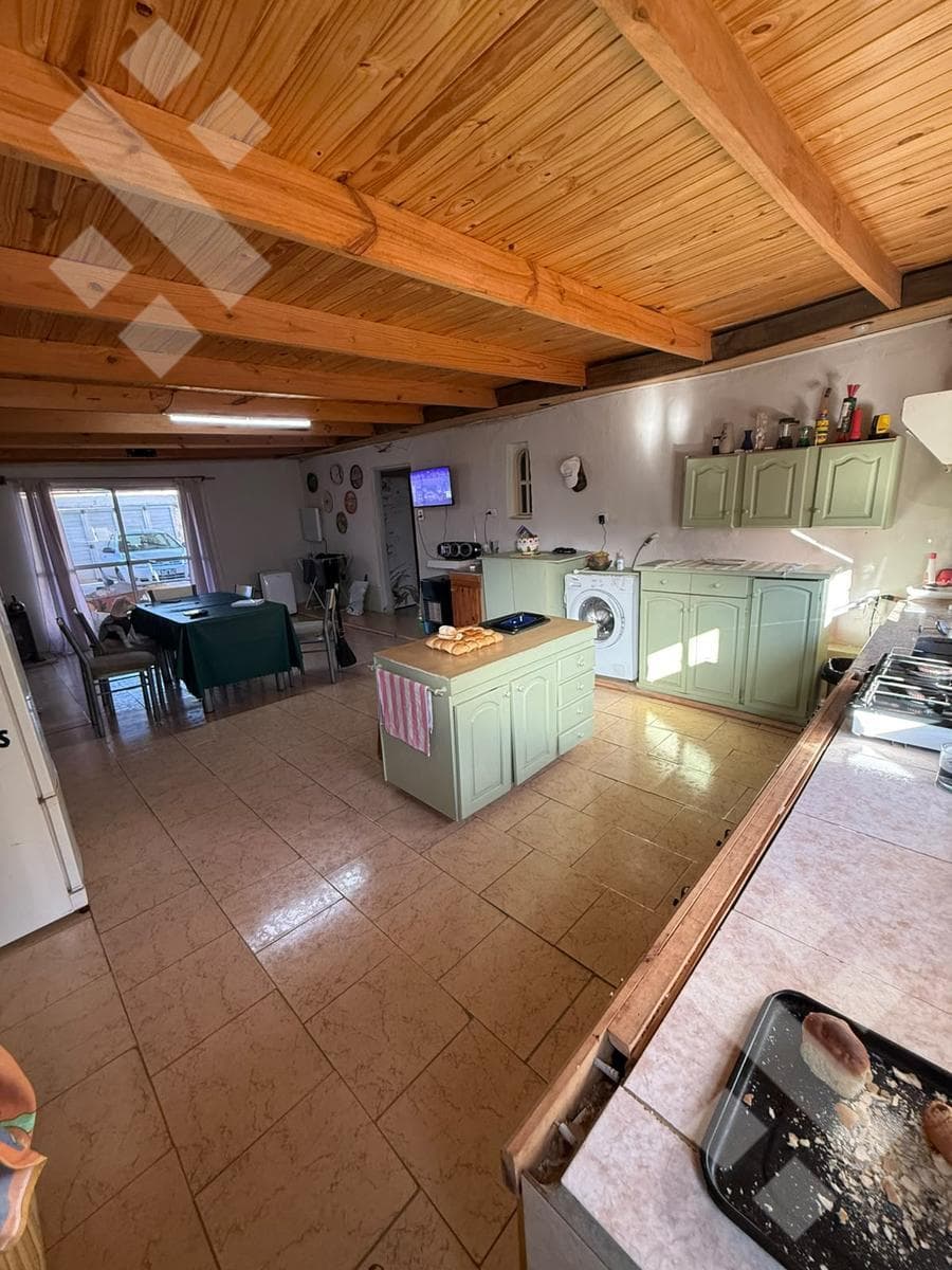 3-BEDROOM HOUSE FOR SALE - NUEVA FERRI NEIGHBORHOOD - CIPOLLETTI