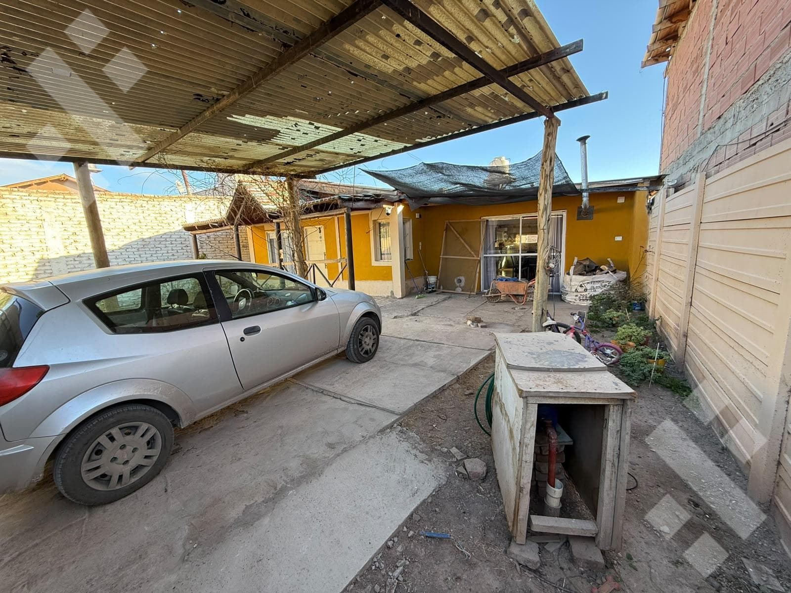 3-BEDROOM HOUSE FOR SALE - NUEVA FERRI NEIGHBORHOOD - CIPOLLETTI