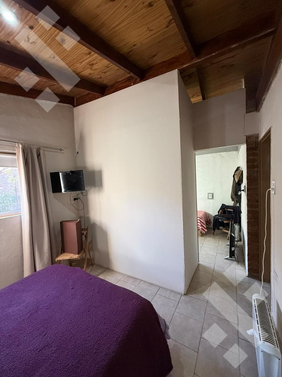 3-BEDROOM HOUSE FOR SALE - NUEVA FERRI NEIGHBORHOOD - CIPOLLETTI