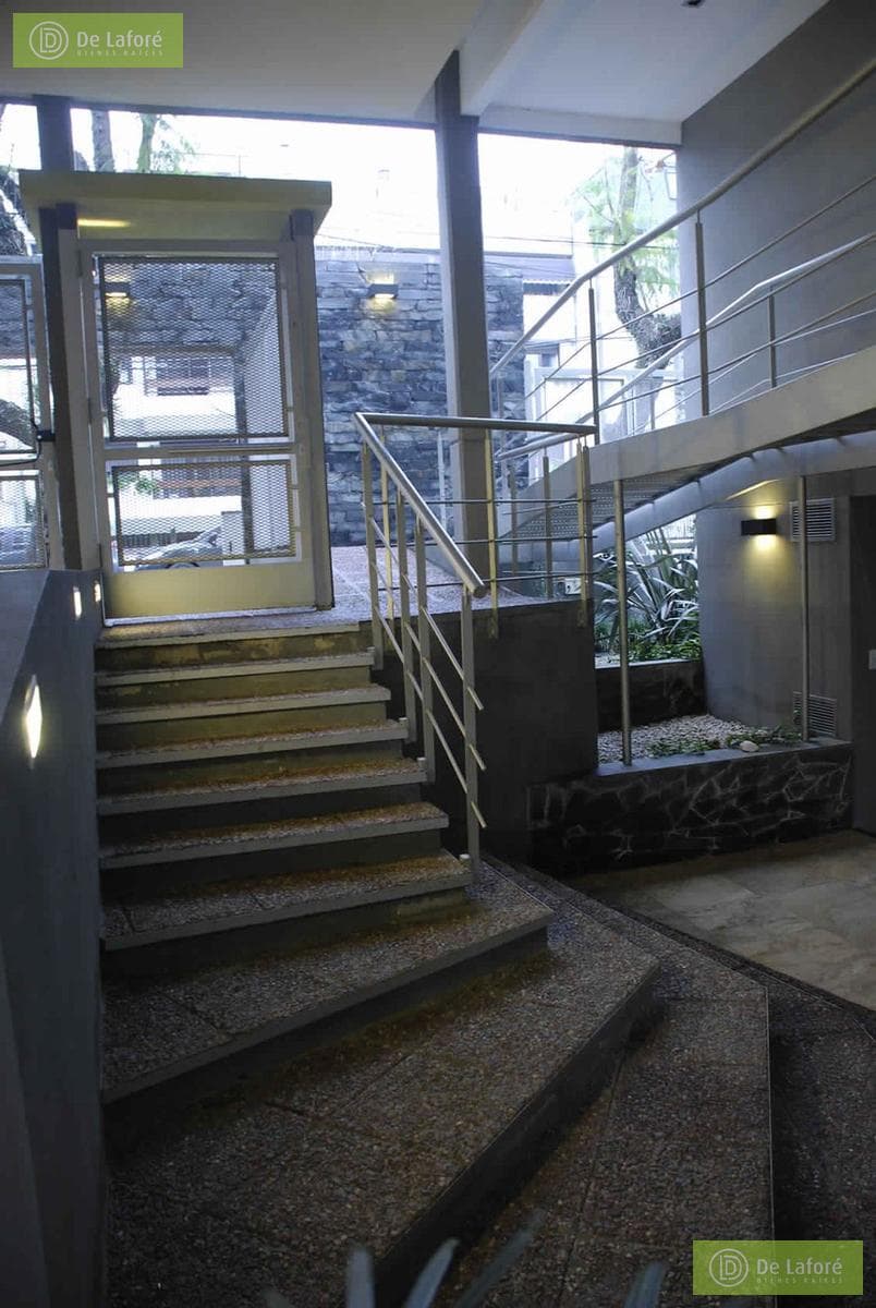 FOR RENT - 3-room apartment in Martínez, just a few meters from Santa Fe Avenue, with a parking space and storage room