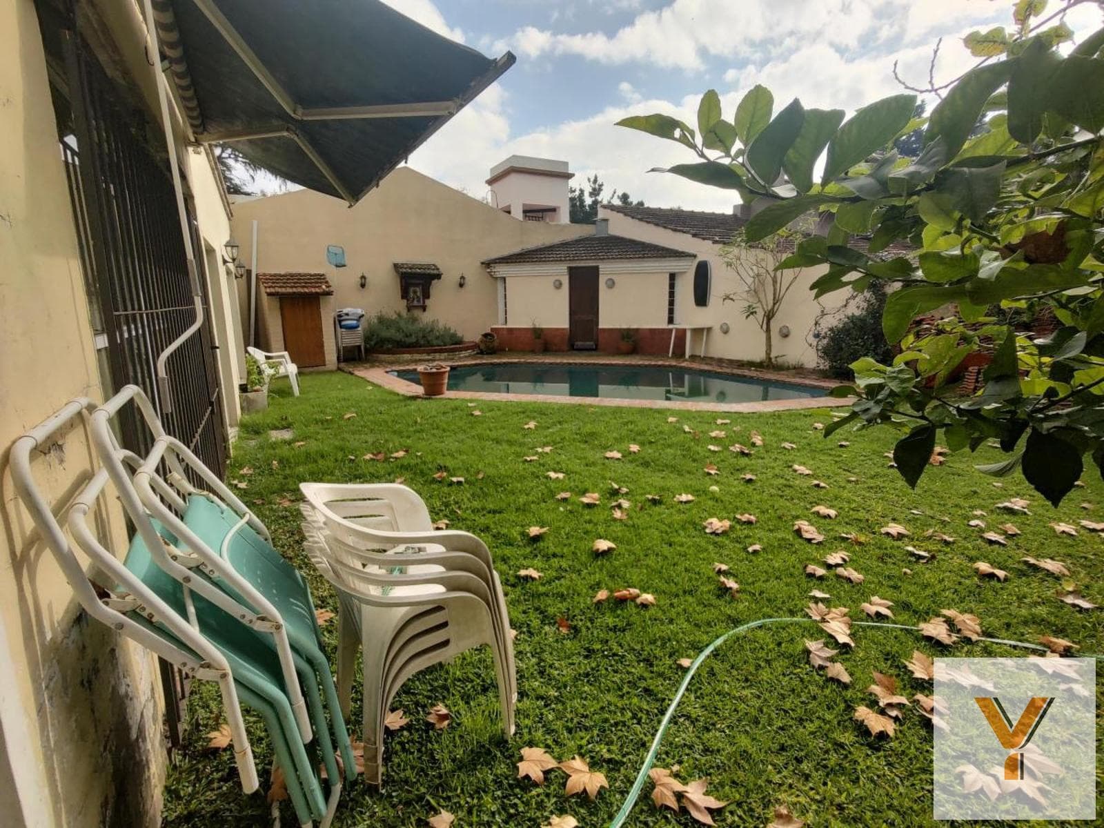House for Sale - 3 Bedrooms, 2 Bathrooms - 344 m - Malvinas Argentinas