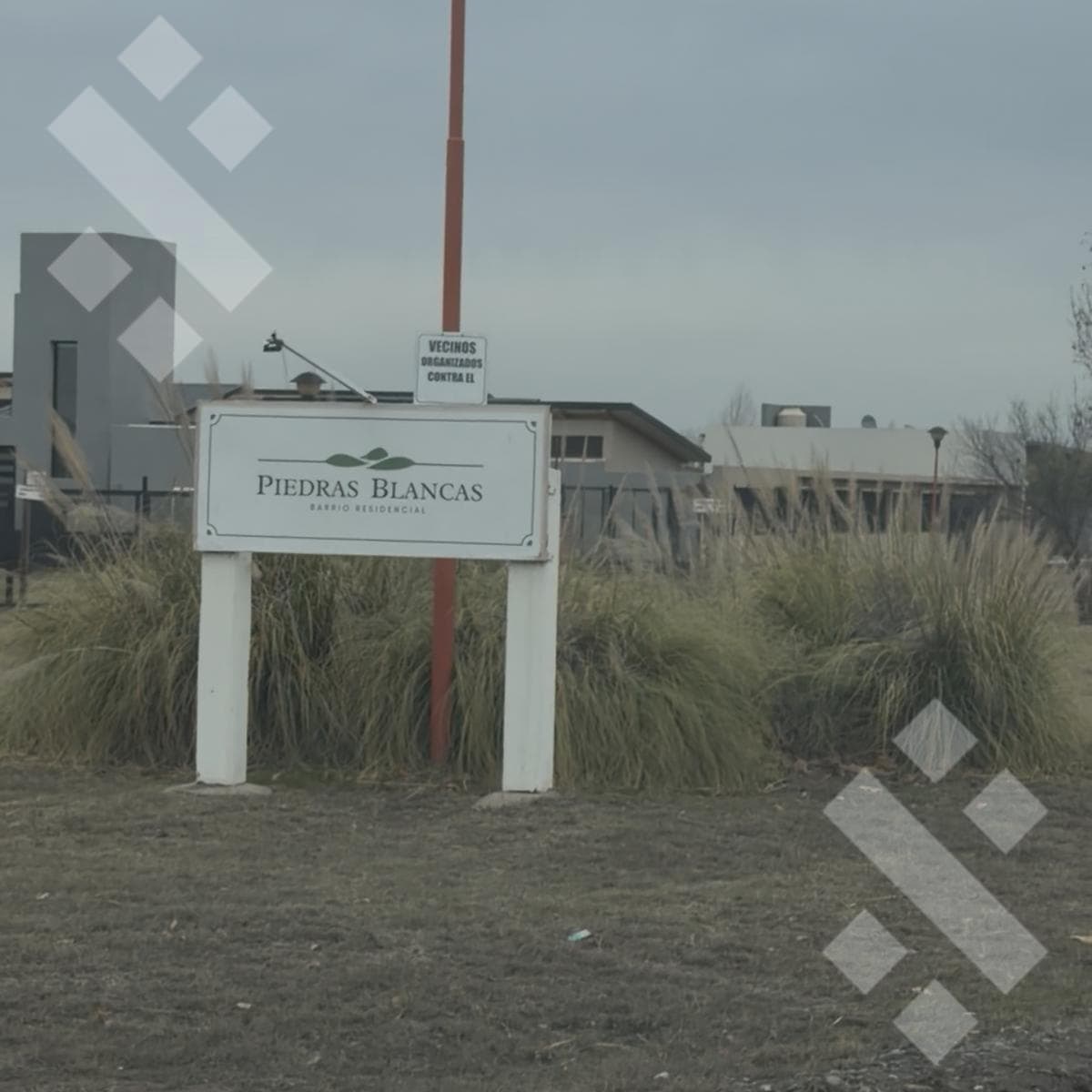 LAND FOR SALE: 500 m² - PIEDRAS BLANCAS NEIGHBORHOOD, FERNANDEZ ORO.