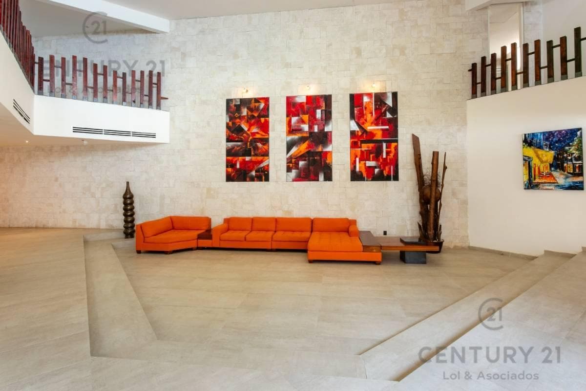 Home for sale in Club Residencial La Cima, overlooking the bay