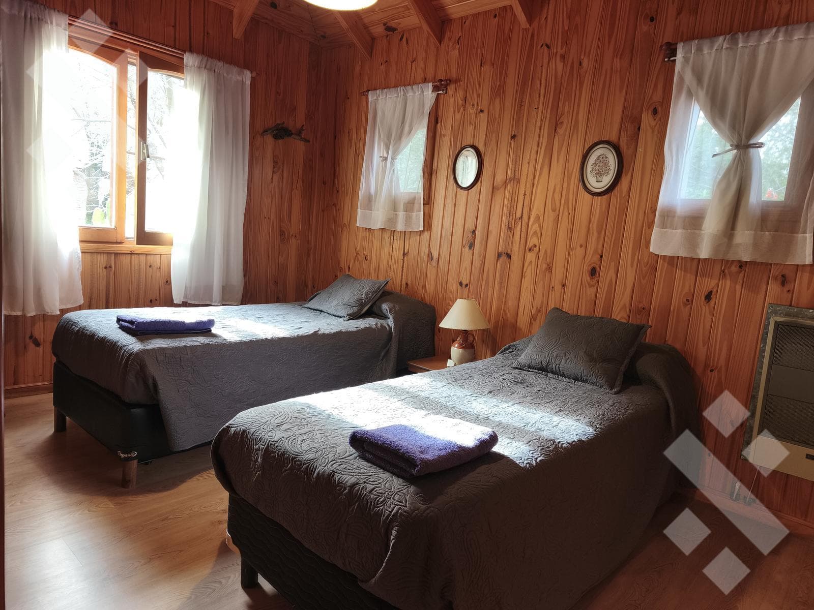 2-BEDROOM CABIN FOR SALE - DOWNTOWN - SAN MARTIN DE LOS ANDES