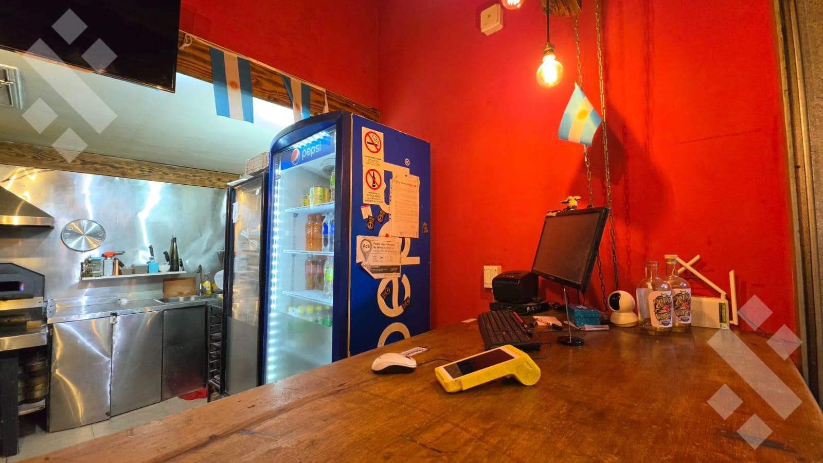 Business for Sale - Galería El Maitén - Downtown Area - San Martín de los Andes