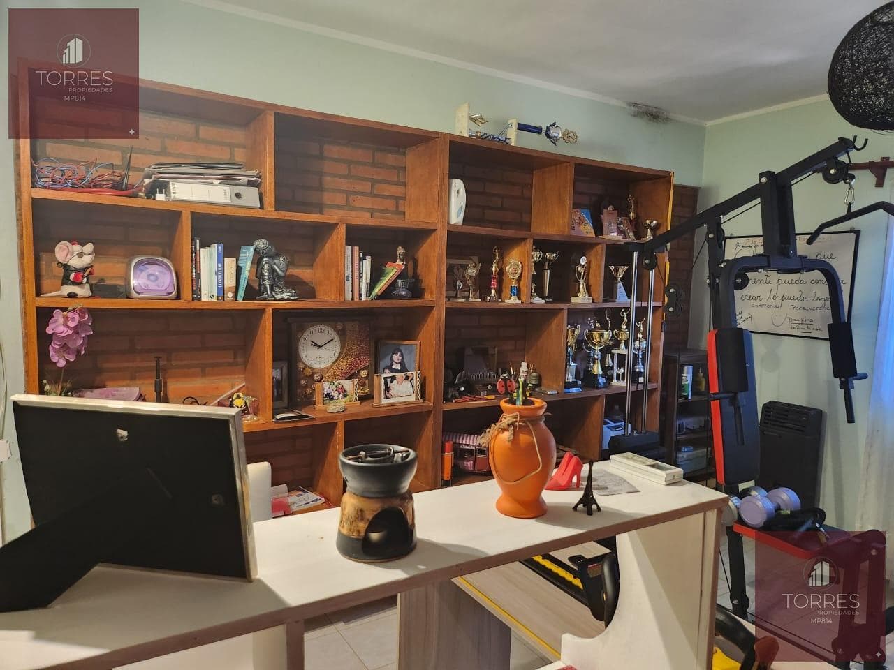 HOUSE FOR SALE IN MERLO, SAN LUIS. HEATED POOL, TERRACE, BARBECUE AREA