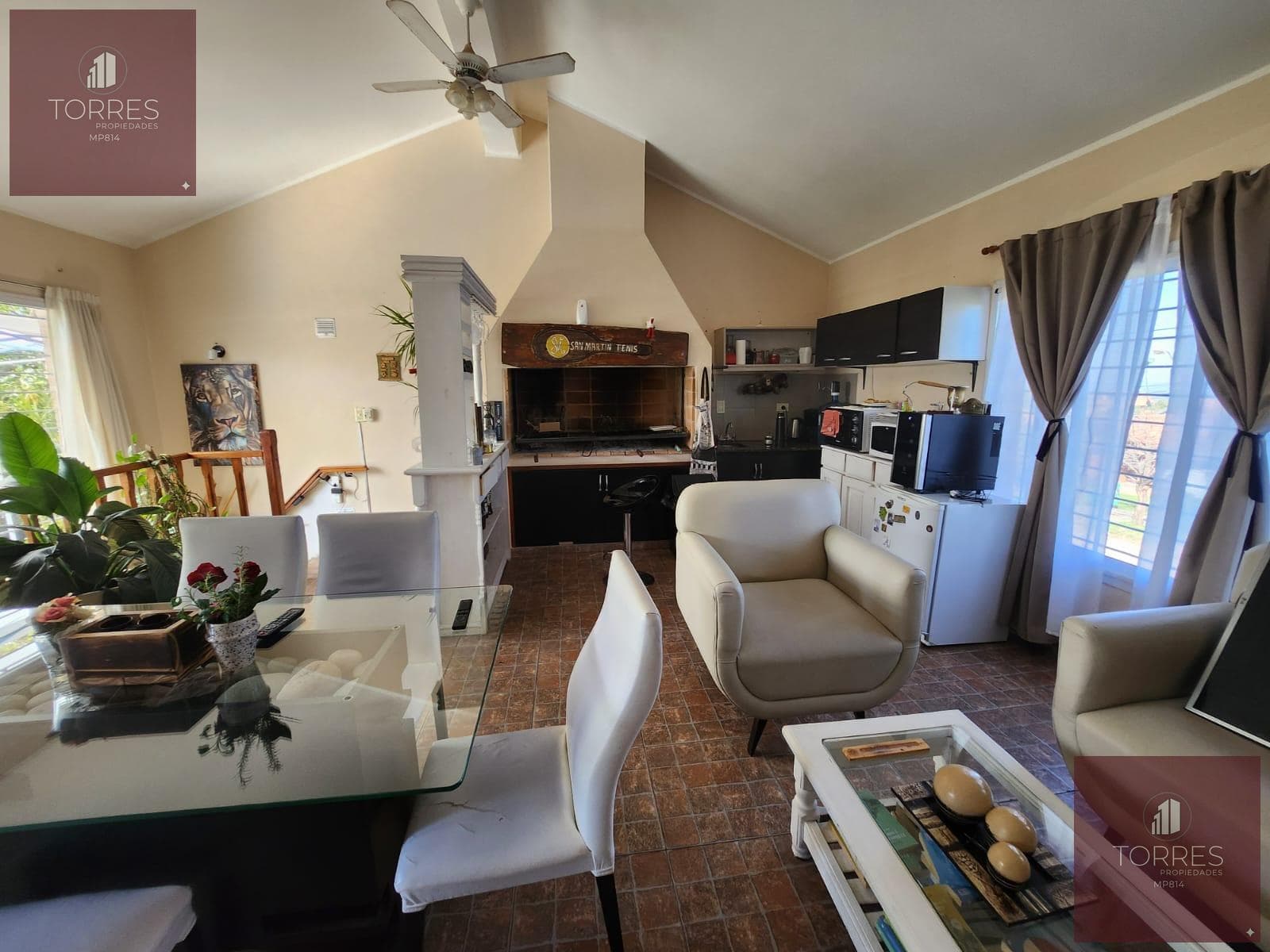 HOUSE FOR SALE IN MERLO, SAN LUIS. HEATED POOL, TERRACE, BARBECUE AREA