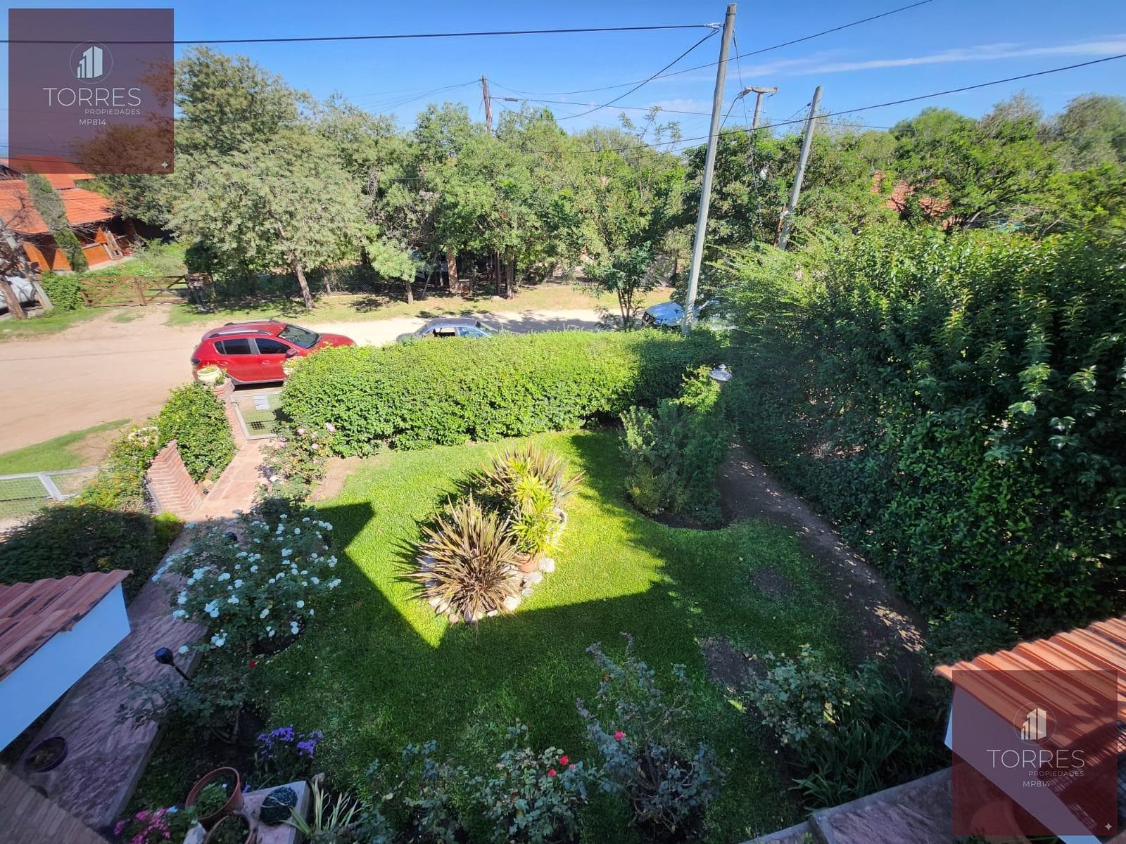 HOUSE FOR SALE IN MERLO, SAN LUIS. HEATED POOL, TERRACE, BARBECUE AREA