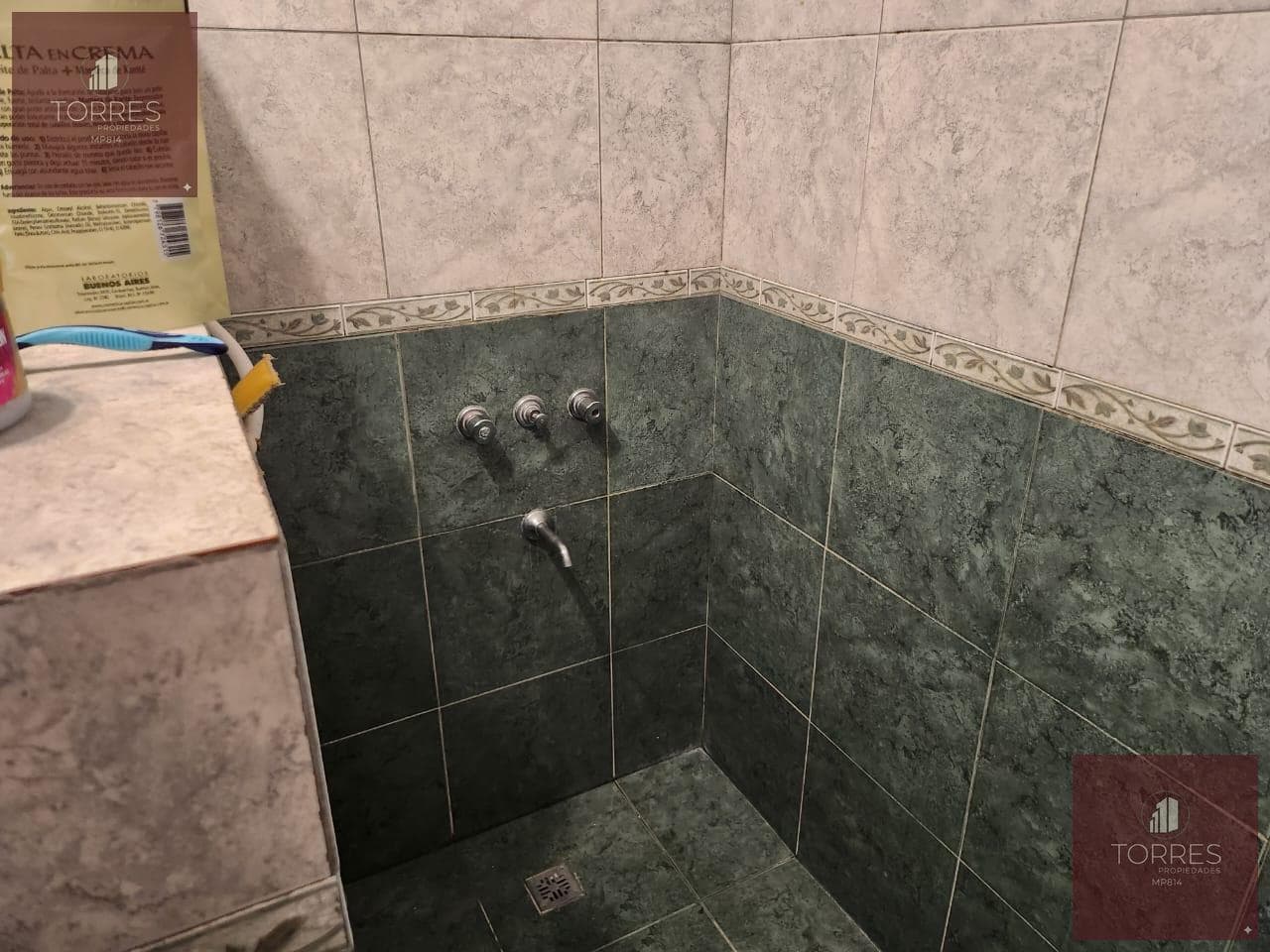 HOUSE FOR SALE IN MERLO, SAN LUIS. HEATED POOL, TERRACE, BARBECUE AREA