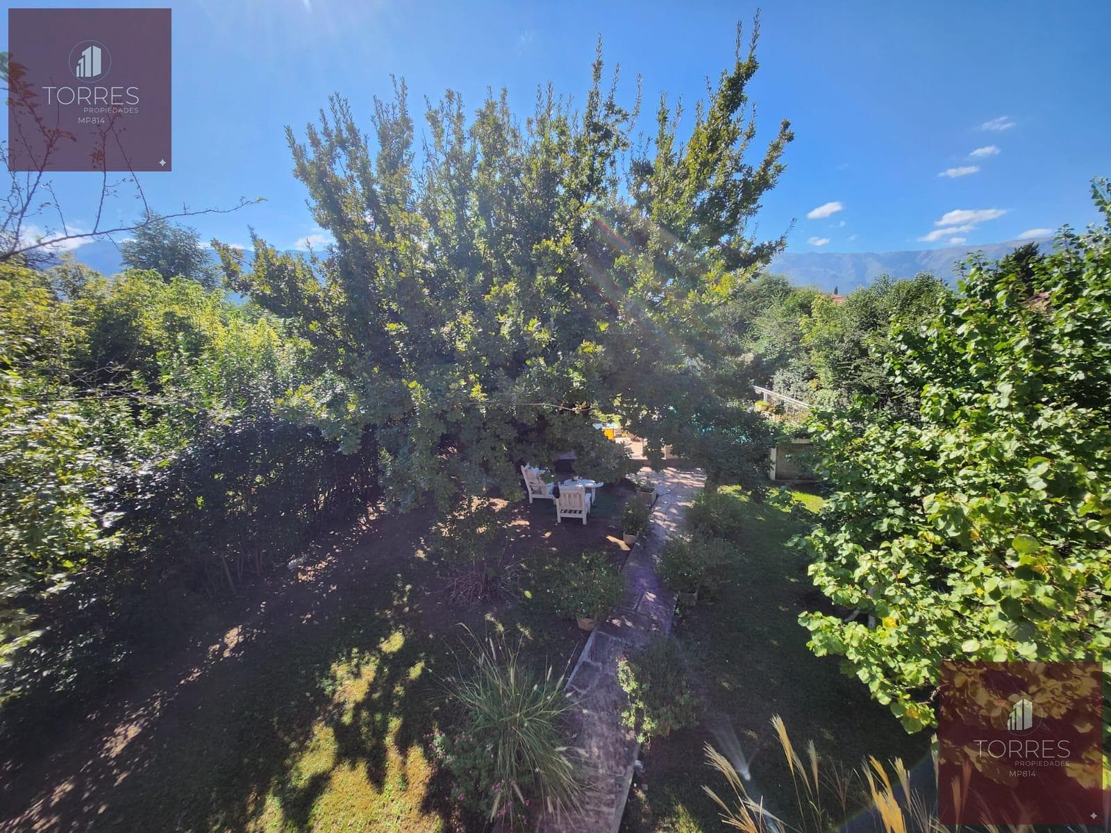 HOUSE FOR SALE IN MERLO, SAN LUIS. HEATED POOL, TERRACE, BARBECUE AREA