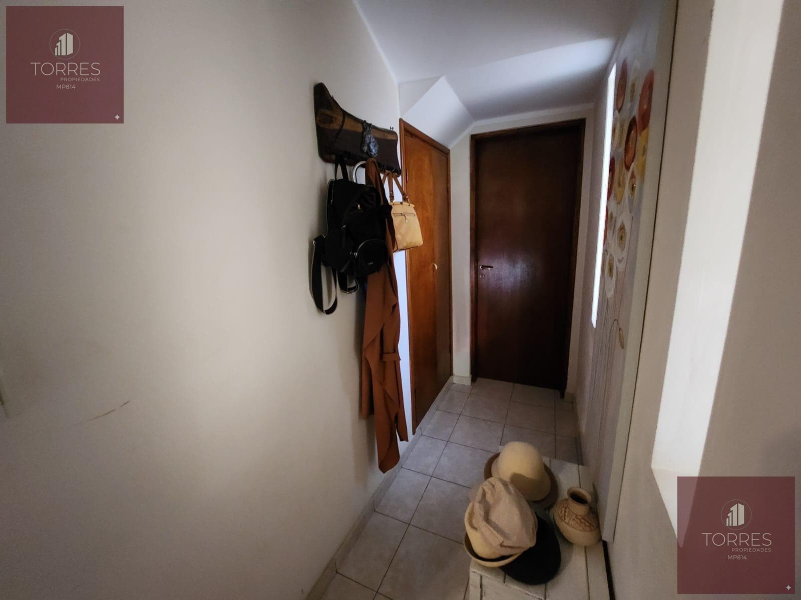 HOUSE FOR SALE IN MERLO, SAN LUIS. HEATED POOL, TERRACE, BARBECUE AREA