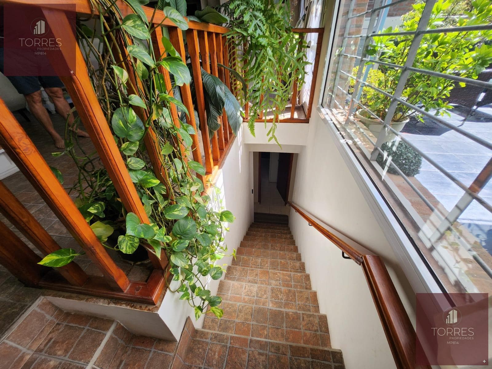 HOUSE FOR SALE IN MERLO, SAN LUIS. HEATED POOL, TERRACE, BARBECUE AREA