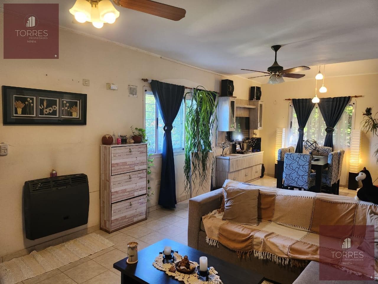 HOUSE FOR SALE IN MERLO, SAN LUIS. HEATED POOL, TERRACE, BARBECUE AREA