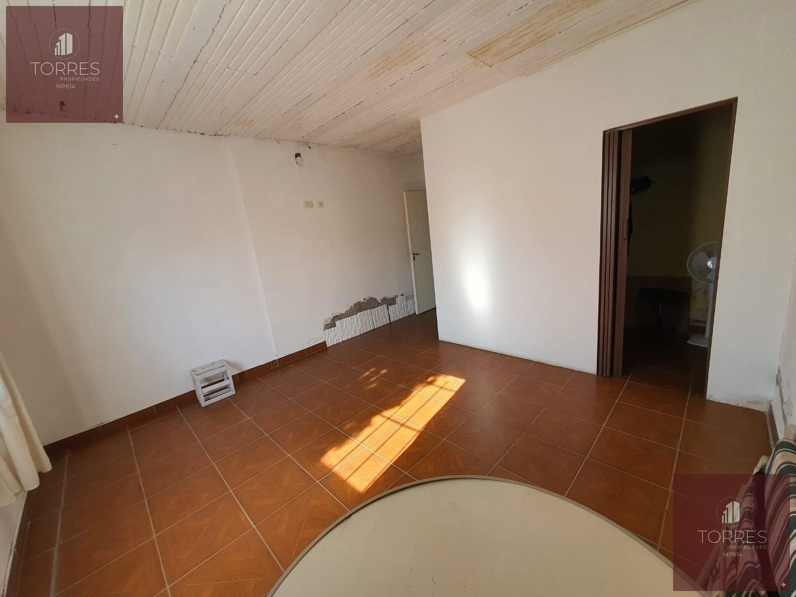 HOUSE FOR SALE IN VILLA MERCEDES, CUNA DE ALCONES II