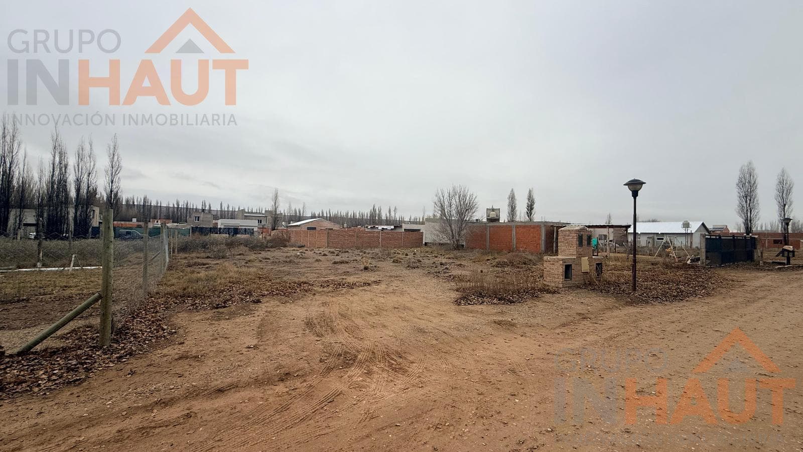 LAND FOR SALE IN PLOTTIER