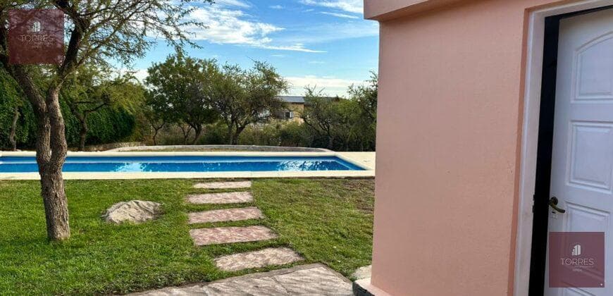 HOUSE FOR SALE IN THE LAS CASCADAS NEIGHBORHOOD. CARPINTERIA, SAN LUIS