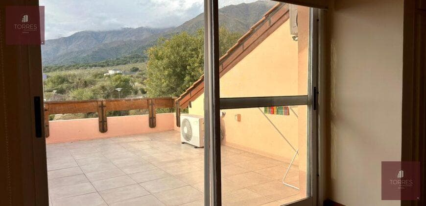 HOUSE FOR SALE IN THE LAS CASCADAS NEIGHBORHOOD. CARPINTERIA, SAN LUIS