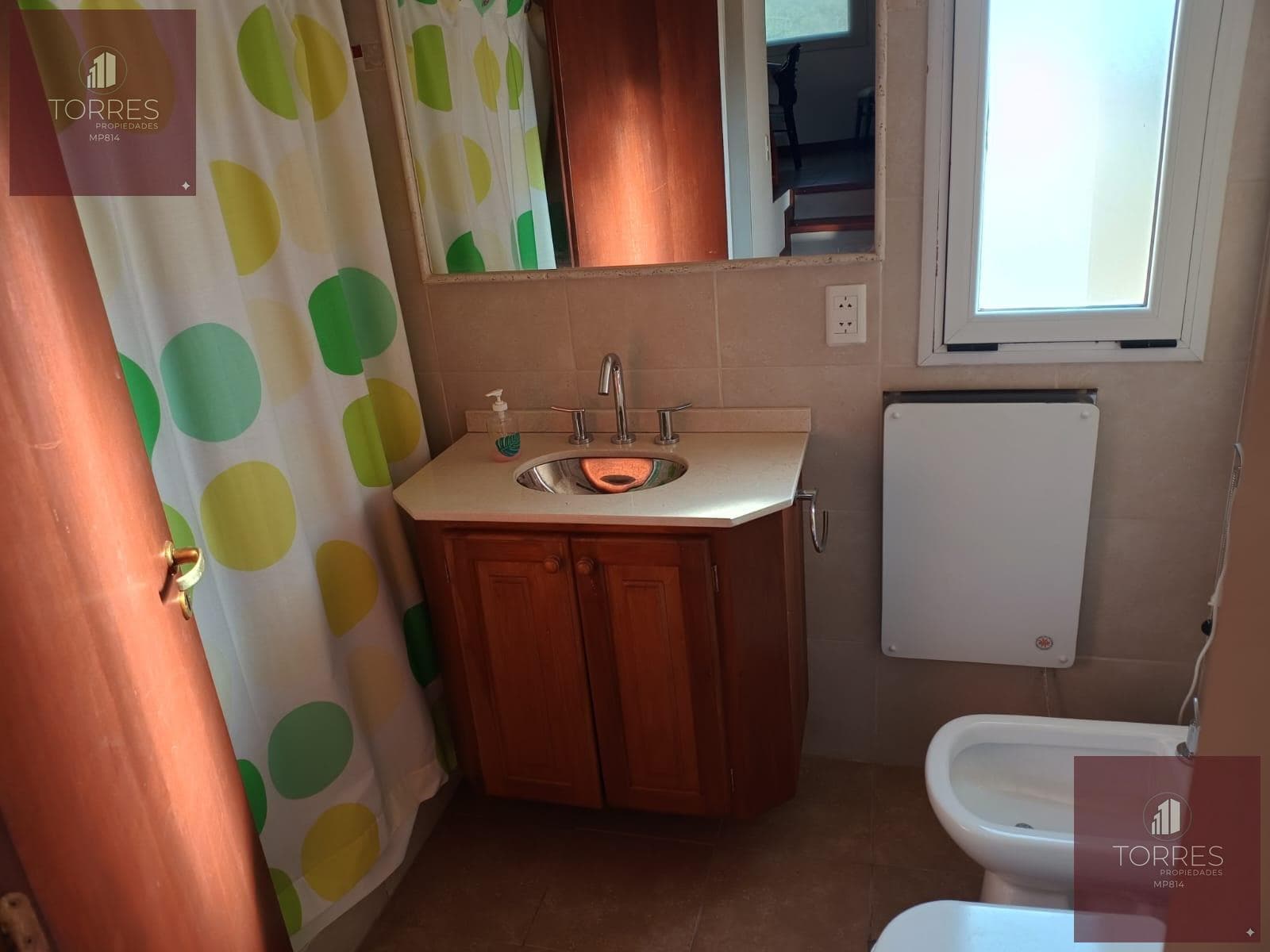 HOUSE FOR SALE IN THE LAS CASCADAS NEIGHBORHOOD. CARPINTERIA, SAN LUIS