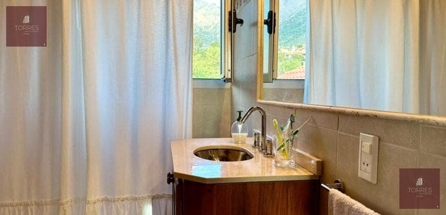 HOUSE FOR SALE IN THE LAS CASCADAS NEIGHBORHOOD. CARPINTERIA, SAN LUIS