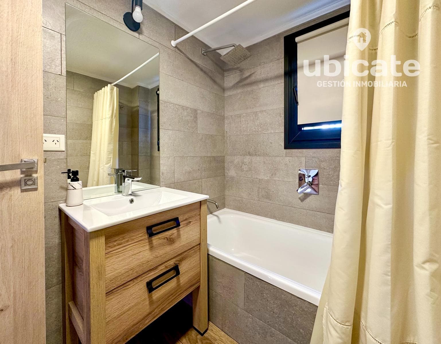 Furnished triplex house for long-term rent
