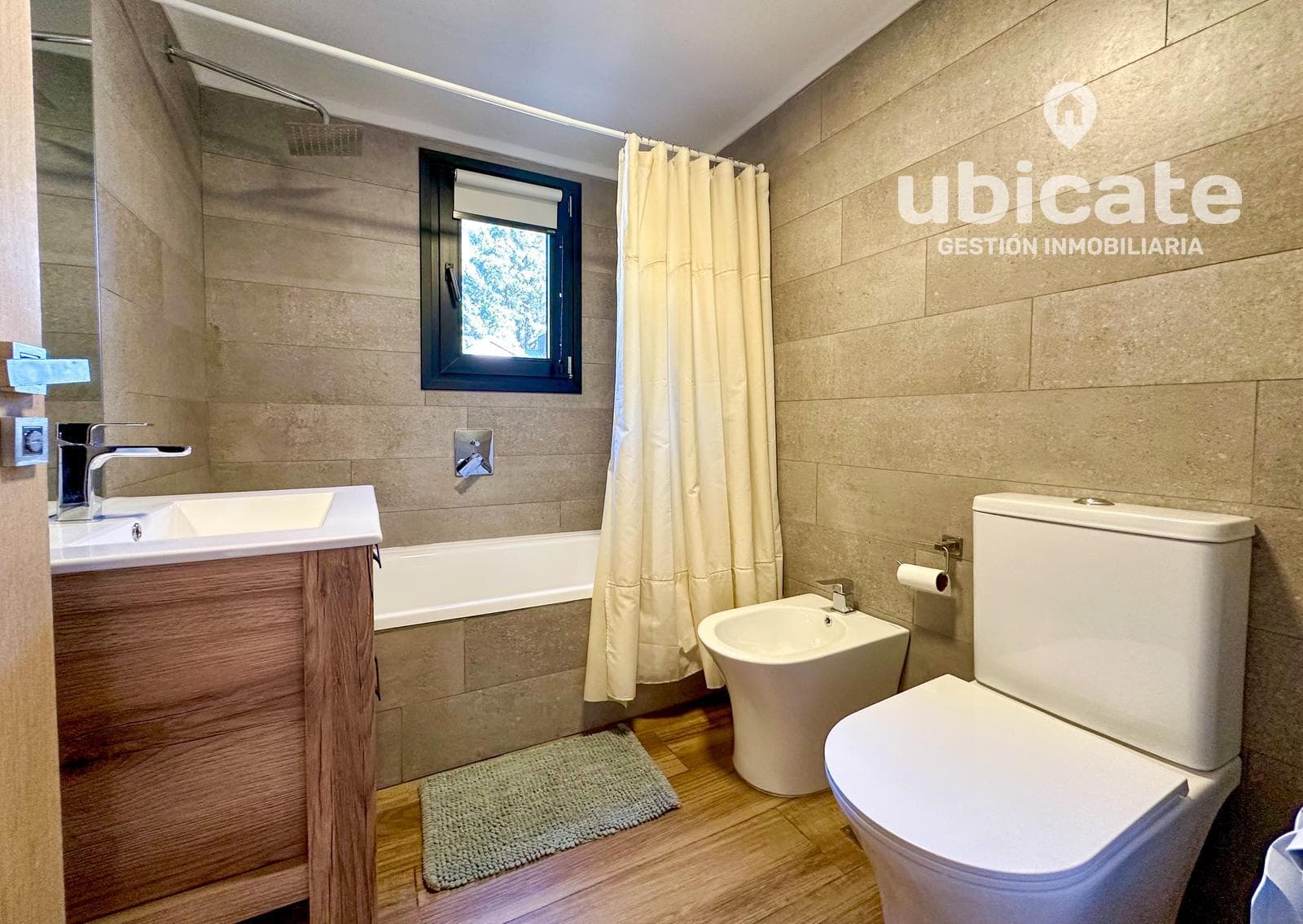 Furnished triplex house for long-term rent