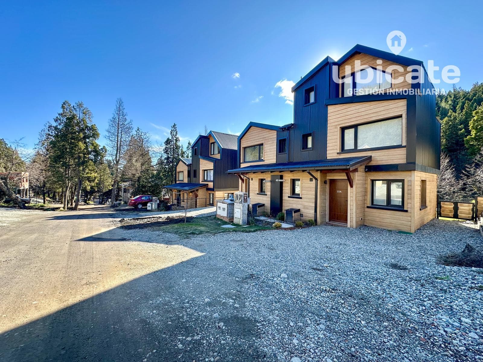Furnished triplex house for long-term rent