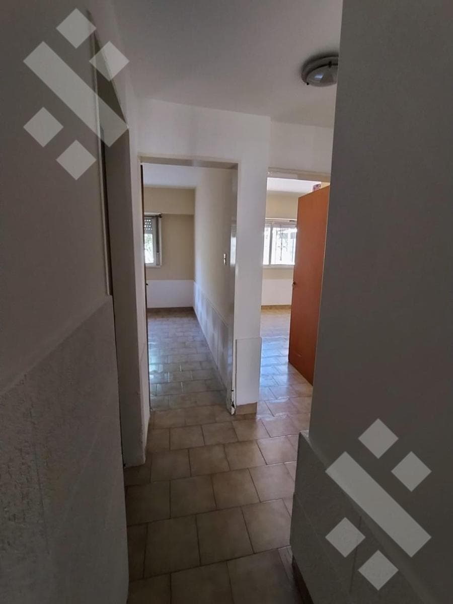 3-Bedroom House for Sale on the Ground Floor - Cumelen Neighborhood, Neuquén