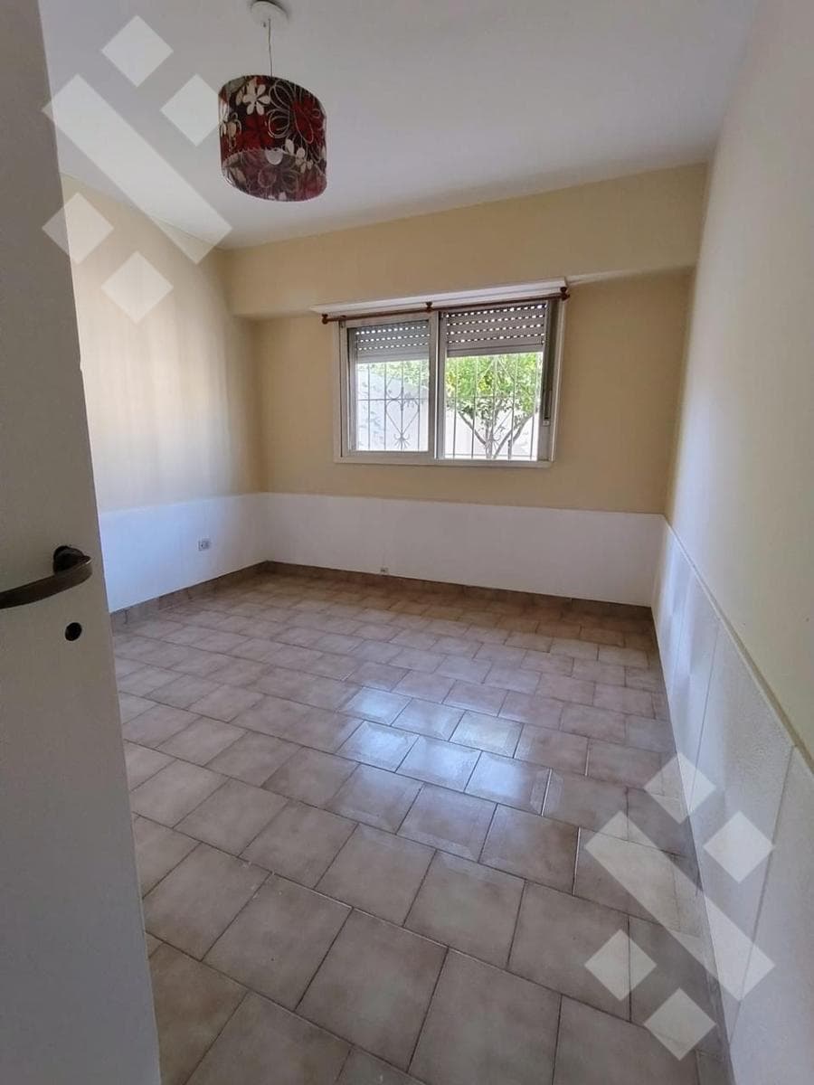 3-Bedroom House for Sale on the Ground Floor - Cumelen Neighborhood, Neuquén
