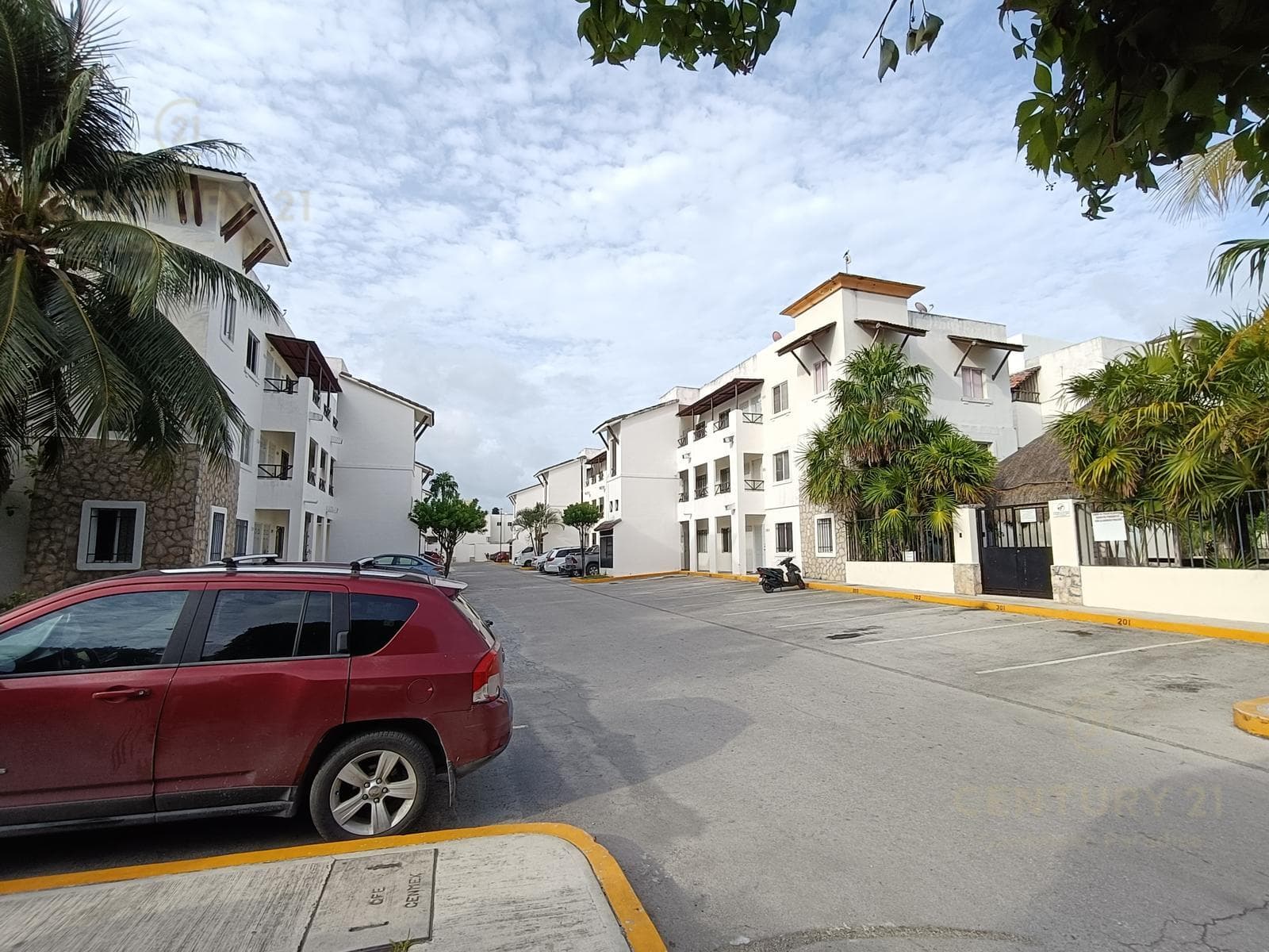 Ground Floor Apartment for Sale | Real Ibiza | Playa del Carmen P4628
