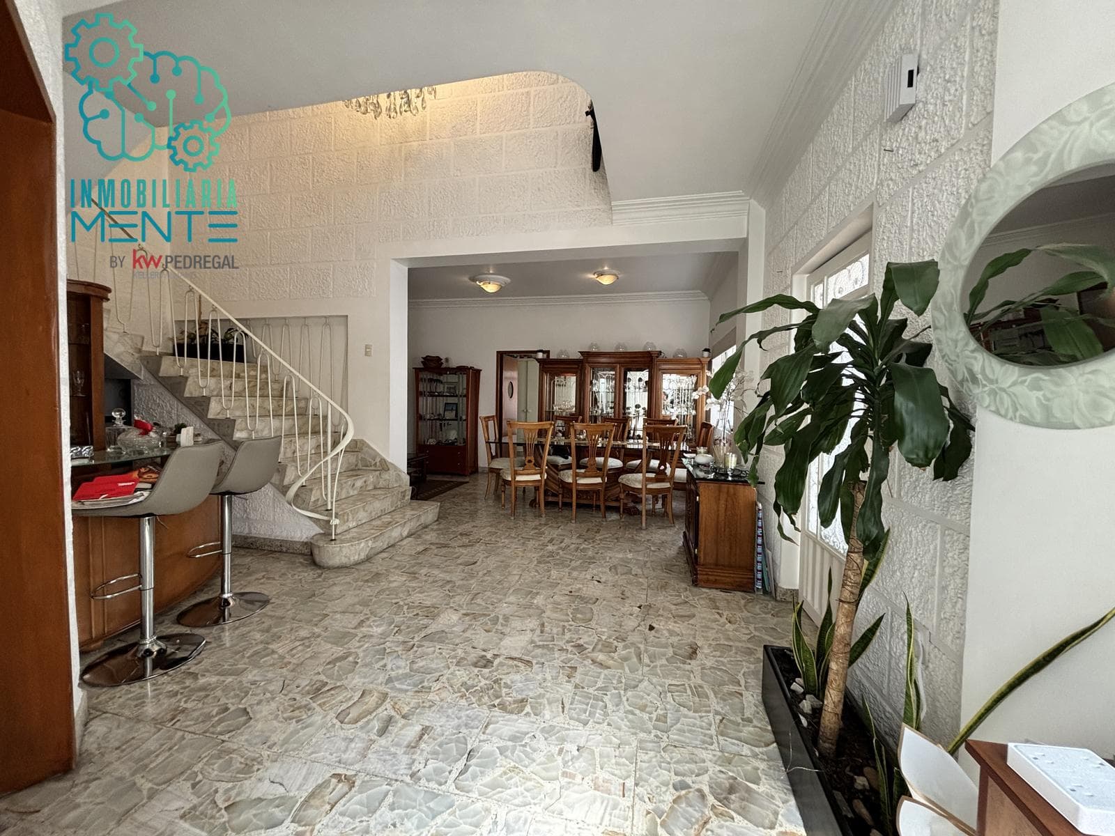 HOUSE FOR SALE WITH IMMEDIATE RETURN ON INVESTMENT IN THE BENITO JUAREZ DISTRICT, MEXICO CITY.