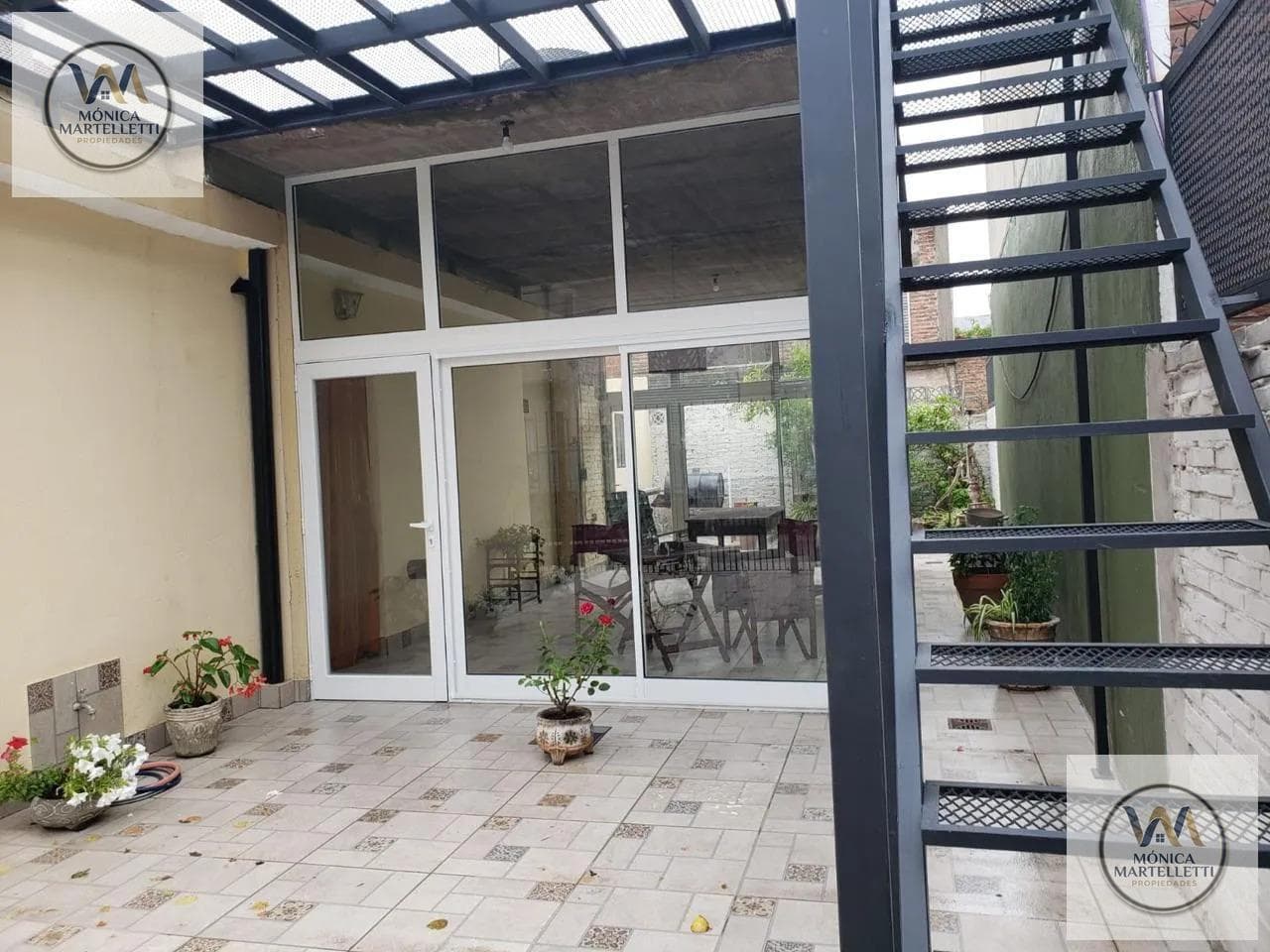 PH-Style House in Castelar Norte