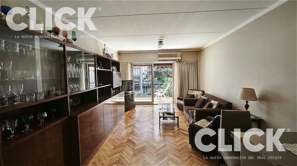 For Sale - 4-room apartment with separate guest quarters, attached garage, and storage room - Belgrano